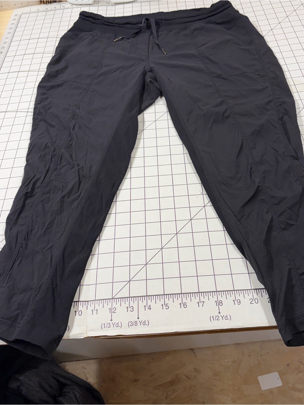 Lululemon Dance Studio Cropped Pants 25" Black - ~Size 12